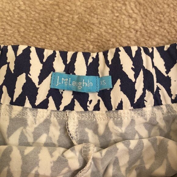 J. McLaughlin Palm Spring Skort Blue White XS - Picture 2 of 4